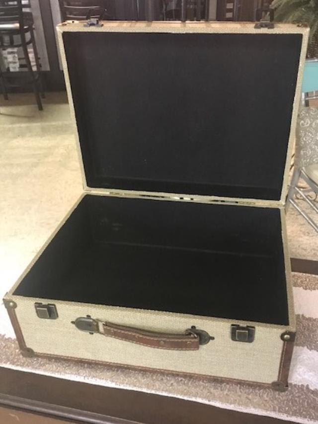 Rental store for BURLAP CANVAS SUITCASE 13 X17 in Kingsport TN