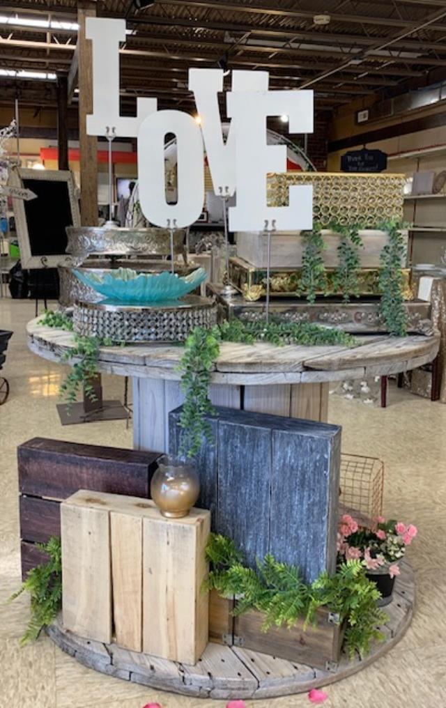 Rental store for RUSTIC WOODEN SPOOLS 36 x 27 in Kingsport TN